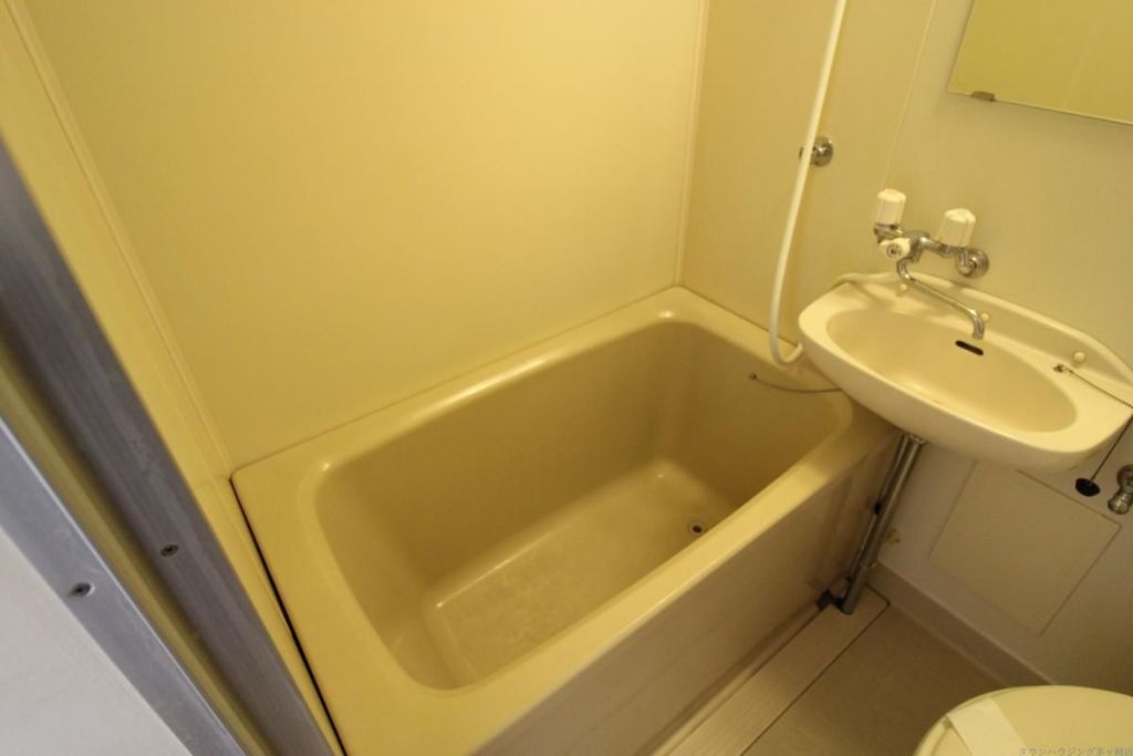 バス・シャワールーム　バス