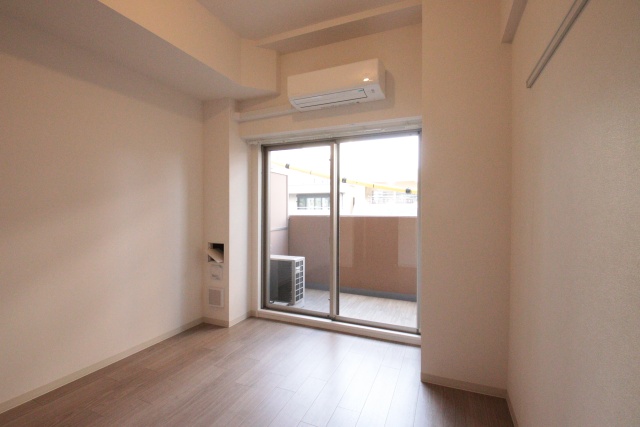 居室・リビング　※別室の参考写真の為、現況優先です。