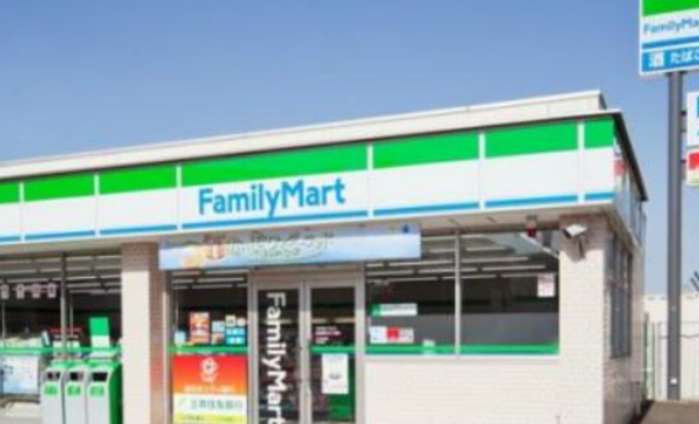 コンビニ　ファミリーマート大今里店（コンビニ）まで495m
