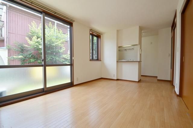 居室・リビング　リビング