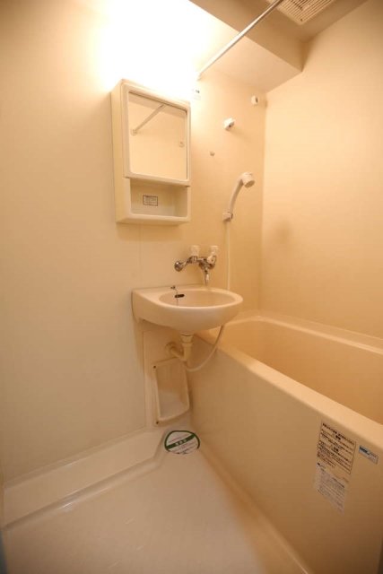 バス・シャワールーム　浴室