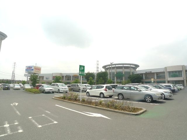 ショッピングセンター　モラージュ柏（ショッピングセンター）まで1060m