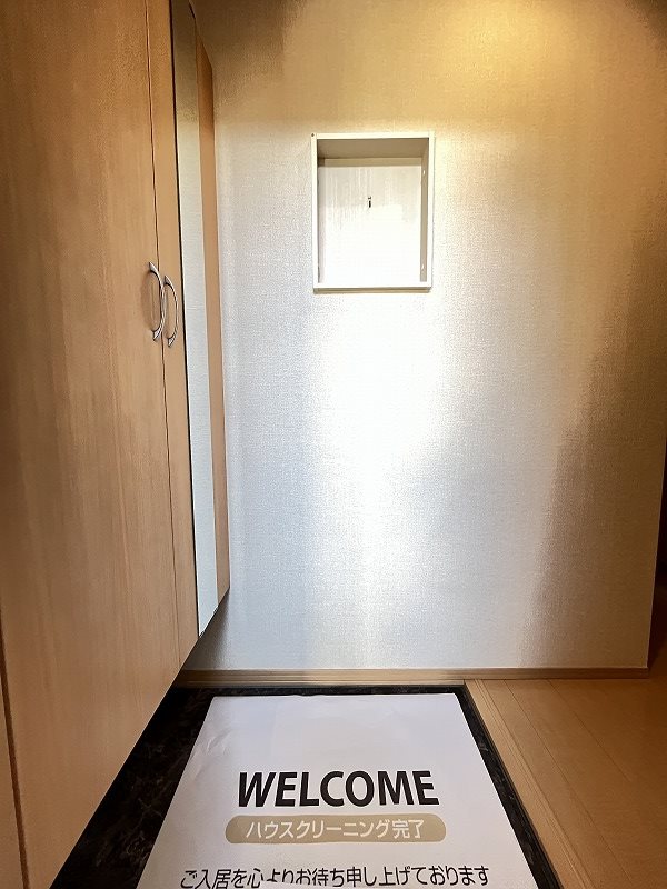 玄関　※掲載情報と物件の現況が異なる場合、現況を優先するものとしま