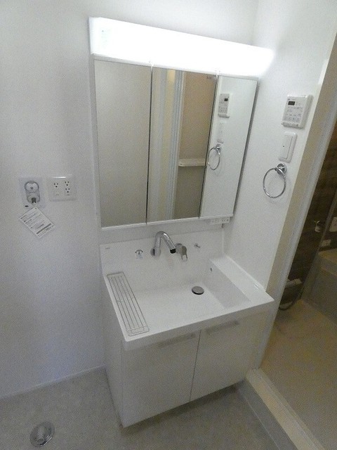 洗面設備　独立洗面台