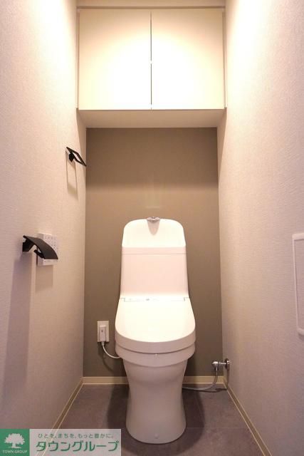 トイレ　※写真は同タイプ住戸です。