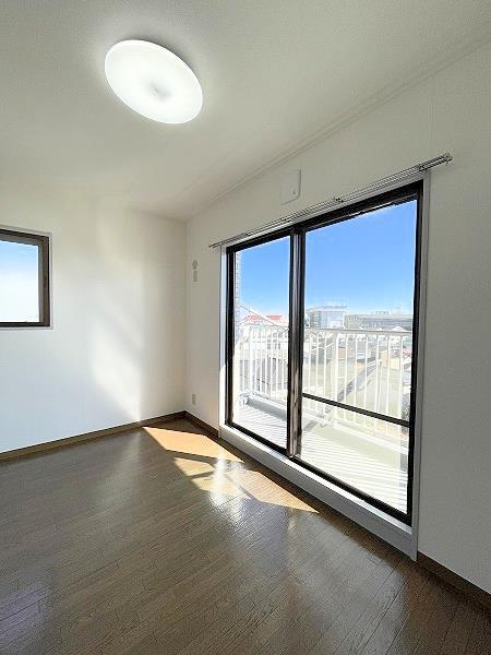 その他部屋・スペース　洋室（ベランダ側）