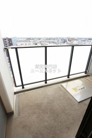 バルコニー　バルコニー付きで採光＆風通し良好！