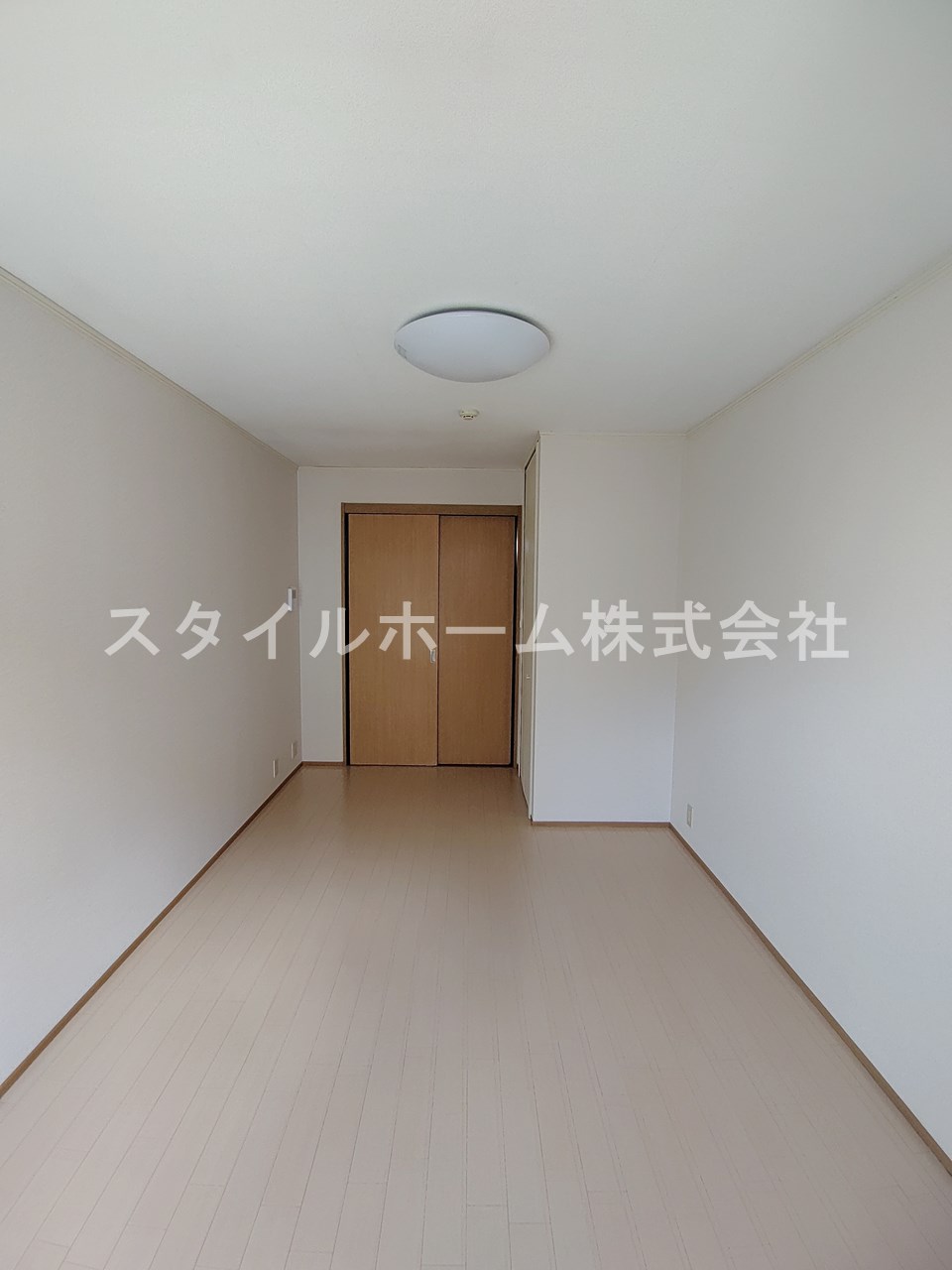 居室・リビング　別部屋写真です。