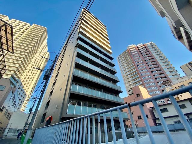 エントランス　西側