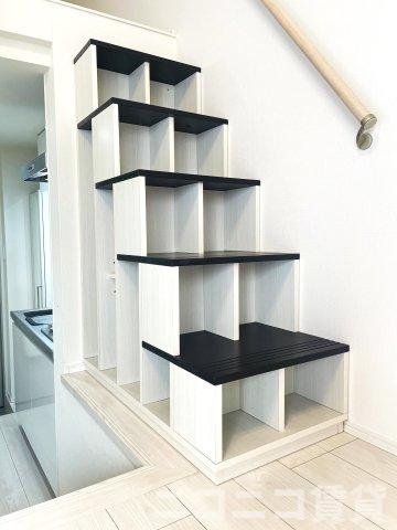 その他設備　収納階段　※モデルルーム