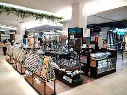 ショッピングセンター　JEM有明ガーデン店（ショッピングセンター）まで640m