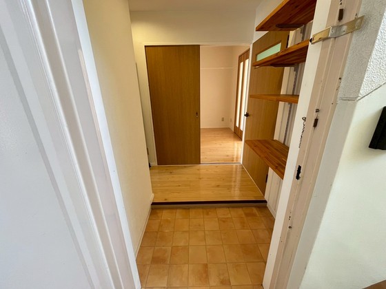 玄関　※別号室の写真になります。