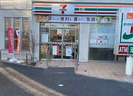 コンビニ　セブンイレブン 横浜長津田駅前店（コンビニ）まで568m