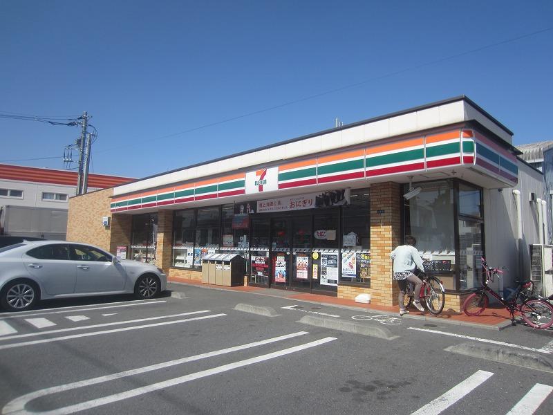 コンビニ　セブンイレブン（コンビニ）まで388m