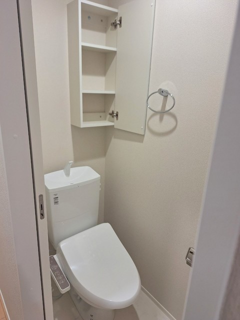 トイレ　★温水洗浄便座付きトイレ★