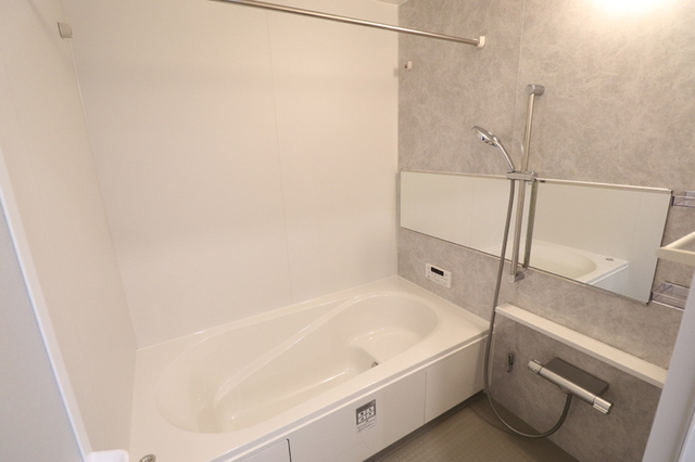 バス・シャワールーム　お風呂