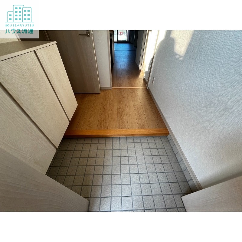 玄関　※同タイプ別室