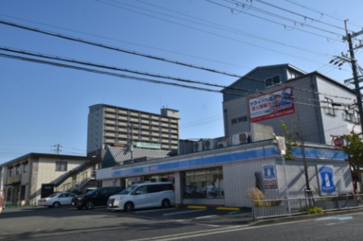 コンビニ　ローソン 泉大津松之浜店（コンビニ）まで443m