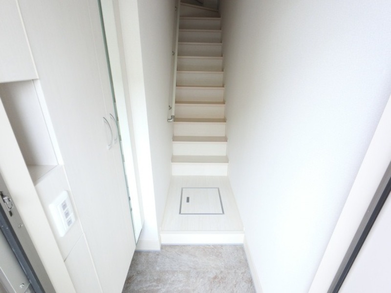 玄関　図面と現状に相違がある場合には現状を優先