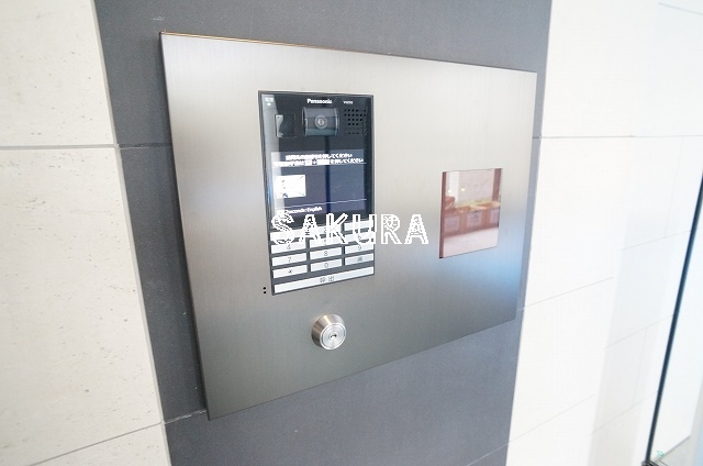 セキュリティ　不審者、勧誘員をシャットアウトできるオートロックです♪