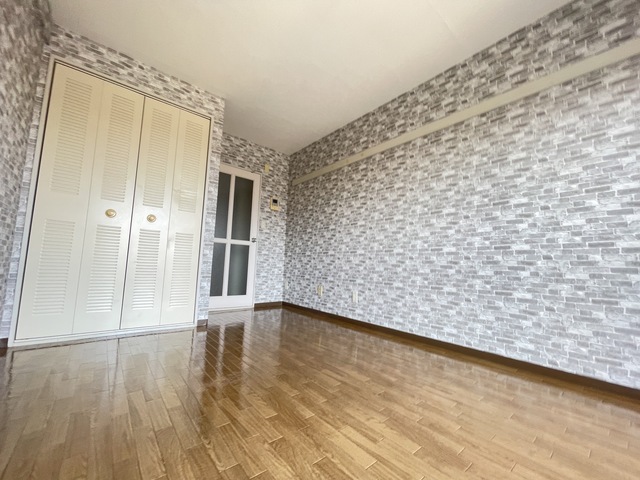 居室・リビング　別部屋参考写真です