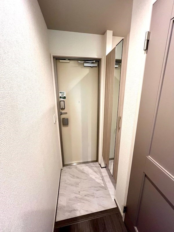 玄関　シューズクローク付きの玄関