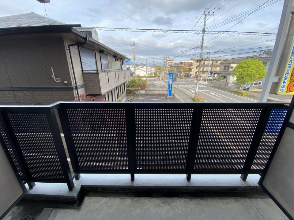 バス・シャワールーム　東南向き広めのバルコニー？？