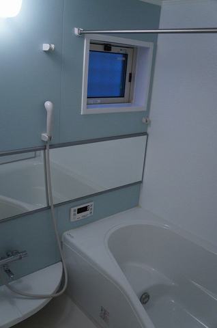 バス・シャワールーム　１６１６タイプ（一坪）浴室です！