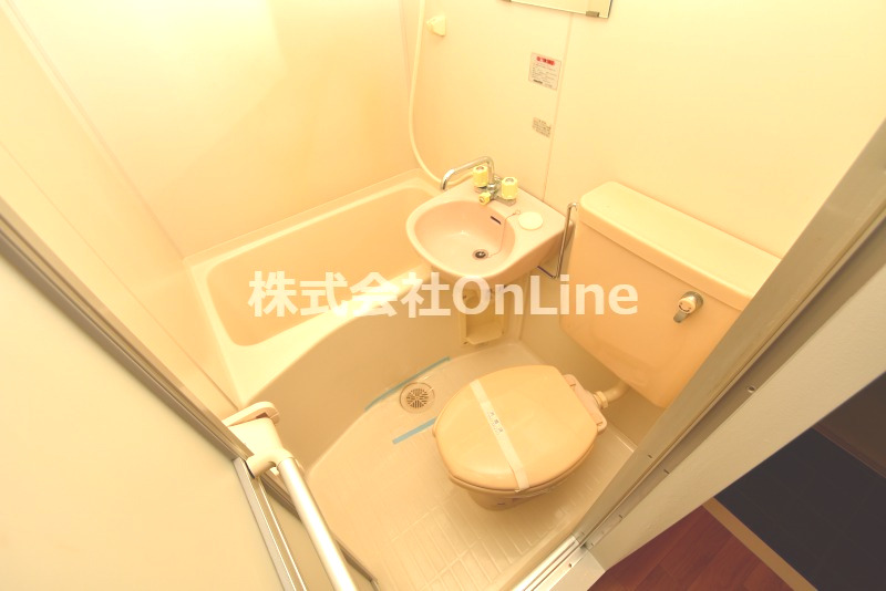 バス・シャワールーム　お風呂で日々の疲れを落としましょう