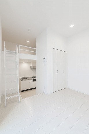 居室・リビング　真っ白な空間です☆