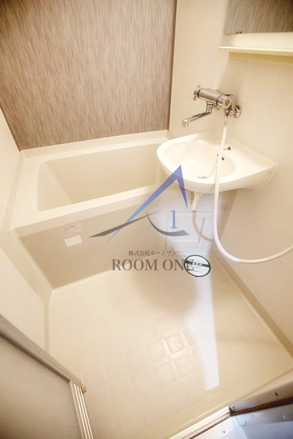 バス・シャワールーム　お風呂です。