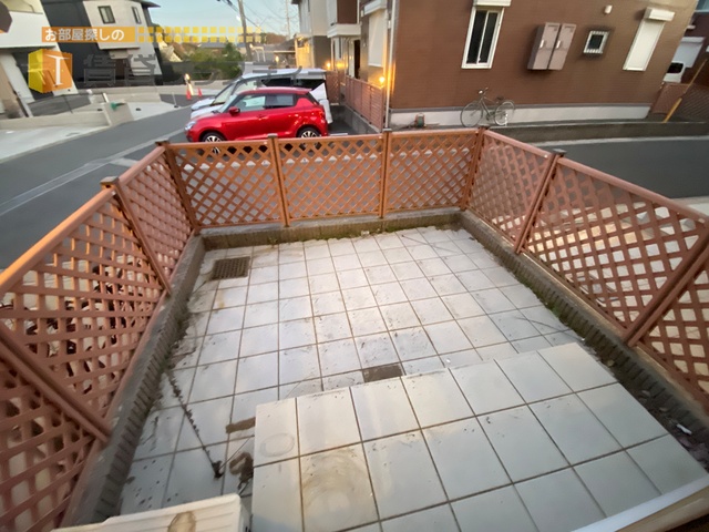 バルコニー　１階部分はテラスです