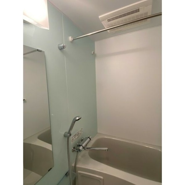 バス・シャワールーム　バスルーム