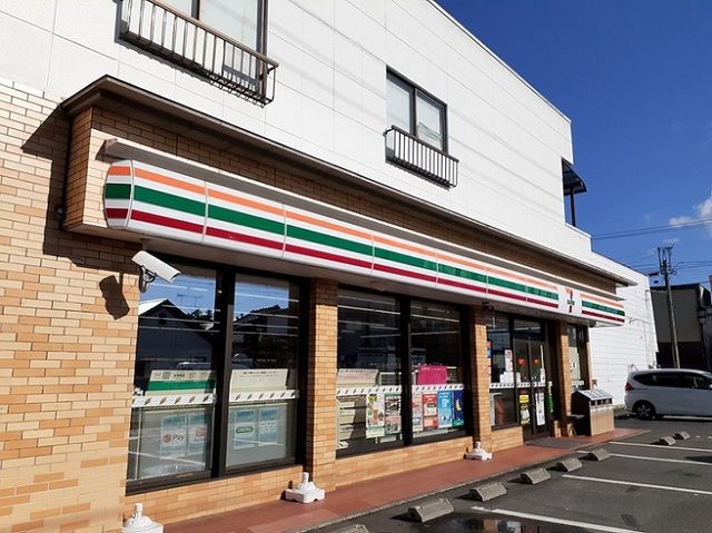 コンビニ　セブンイレブン 宮城築館店（コンビニ）まで260m