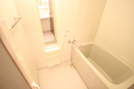 バス・シャワールーム　※別号室の写真です