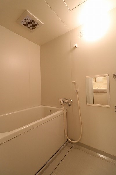 バス・シャワールーム　風呂