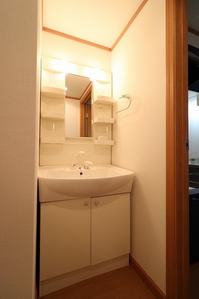 洗面設備　独立洗面台