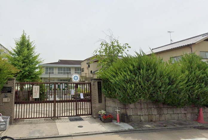 小学校　京都市立室町小学校（小学校）まで475m