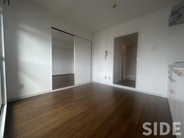 居室・リビング　※別号室参考画像