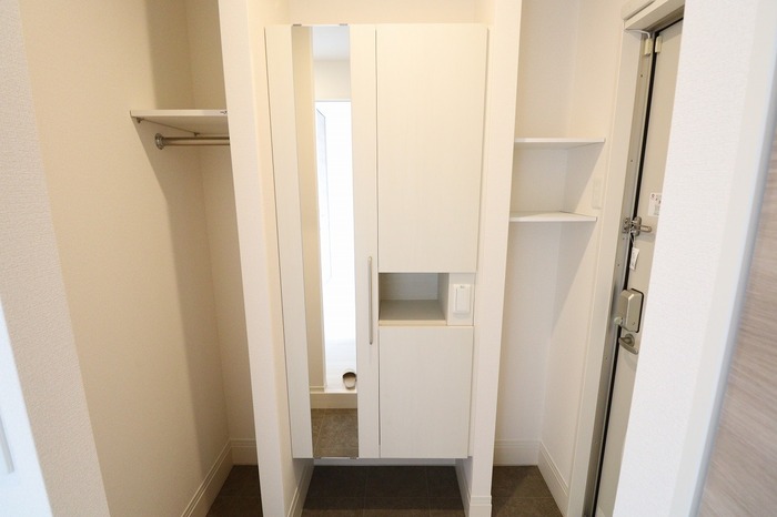 玄関　シューズボックス