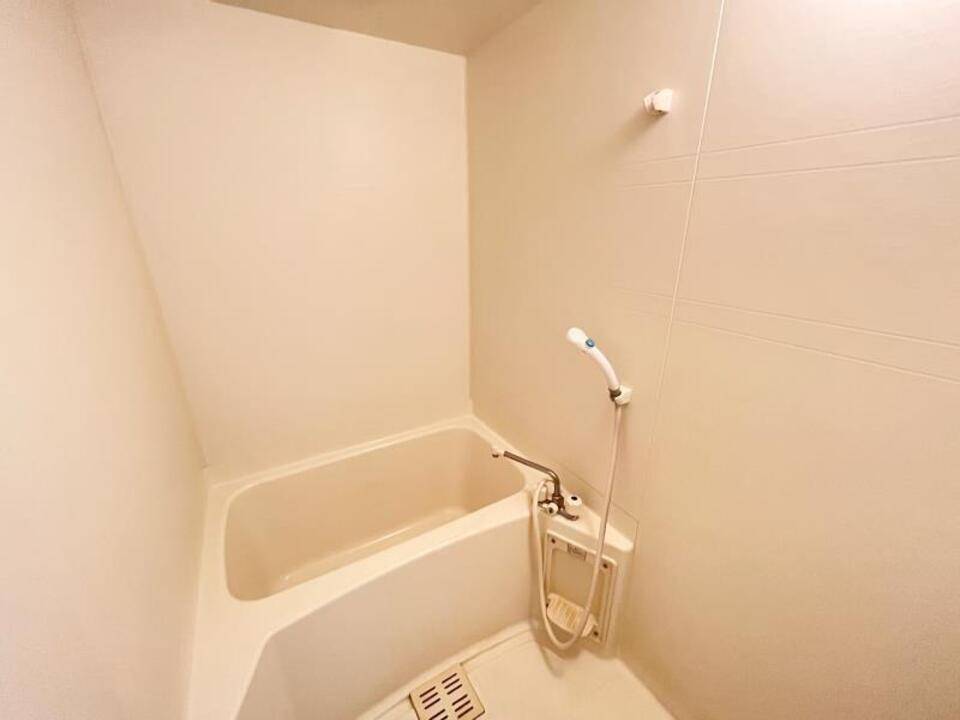 バス・シャワールーム　浴室