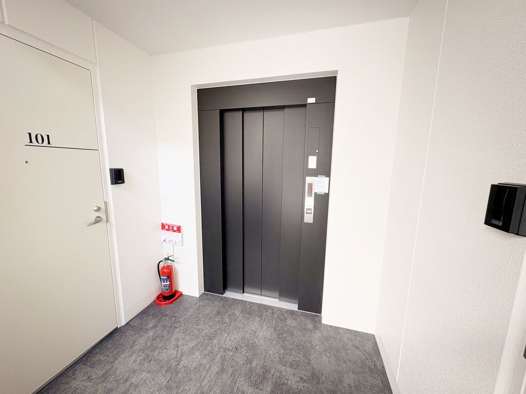 その他設備　玄関