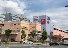 スーパー　ユーコープ東戸塚駅前店（スーパー）まで744m