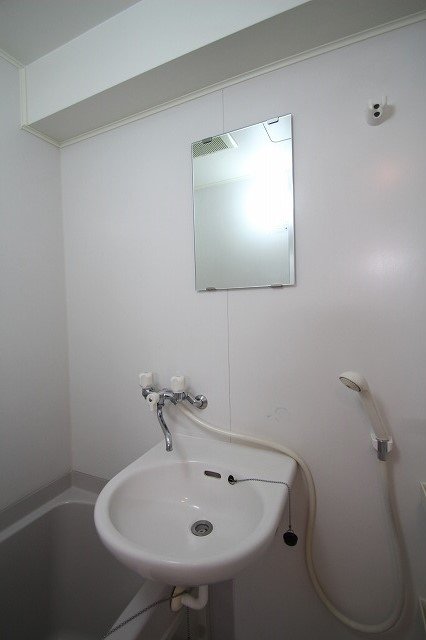 洗面設備　同物件別室です。