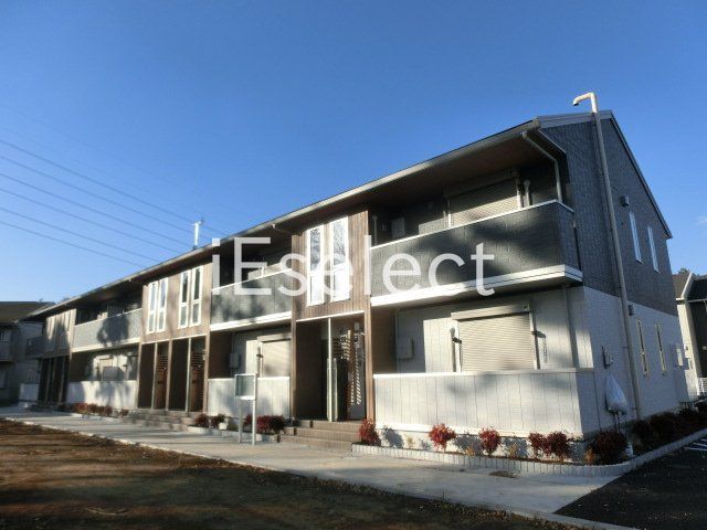 建物外観　2024年12月完成、都市ガス、インターネット無料