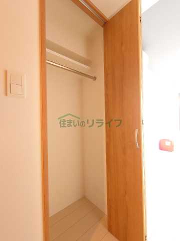 収納　リライフ下北沢店