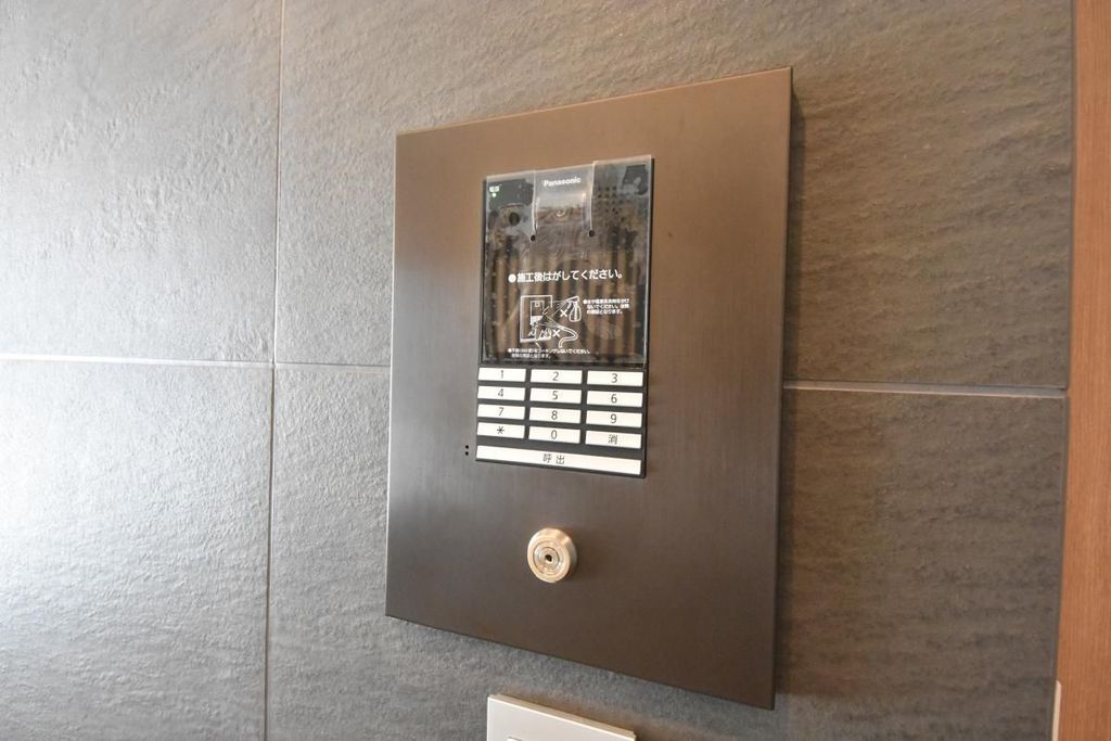 セキュリティ　エントランス