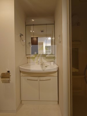 洗面設備　レジディア中目黒II