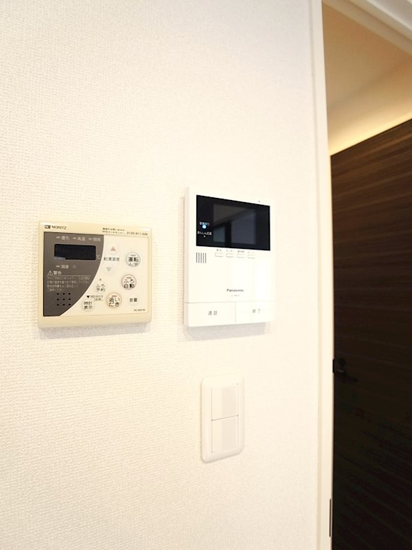 セキュリティ　☆来訪者の確認出来るカーラーモニターホン☆