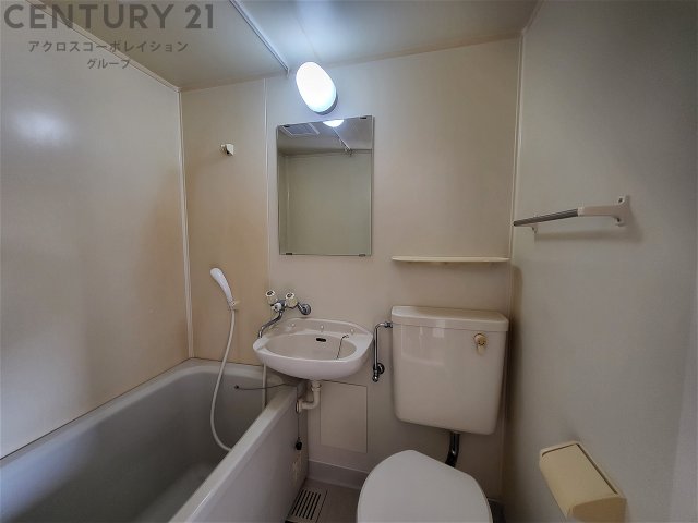 洗面設備　浴室内に洗面台あり♪